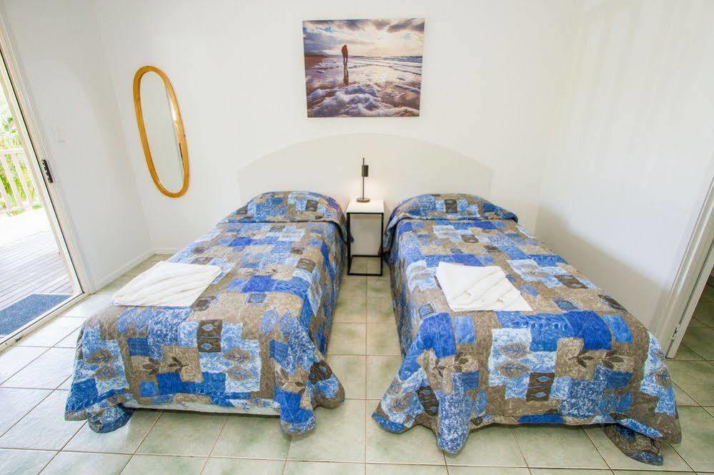 Agnes Palms Motel Агнес Уотър Екстериор снимка